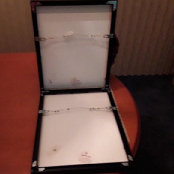 Set of 2 Disney Framed Tigger Piglet Art Prints - Picture 7 of 8